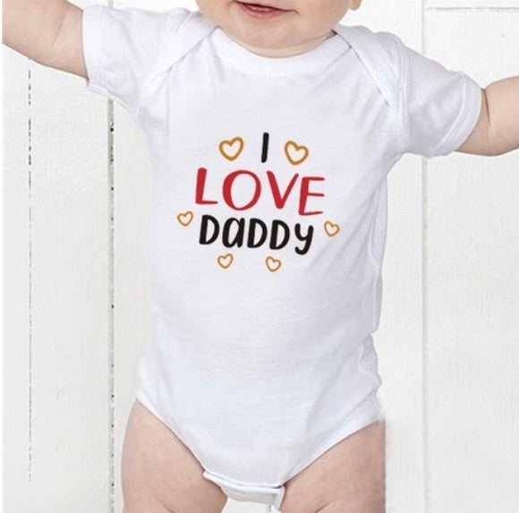 ‘I love Daddy’ baby grow